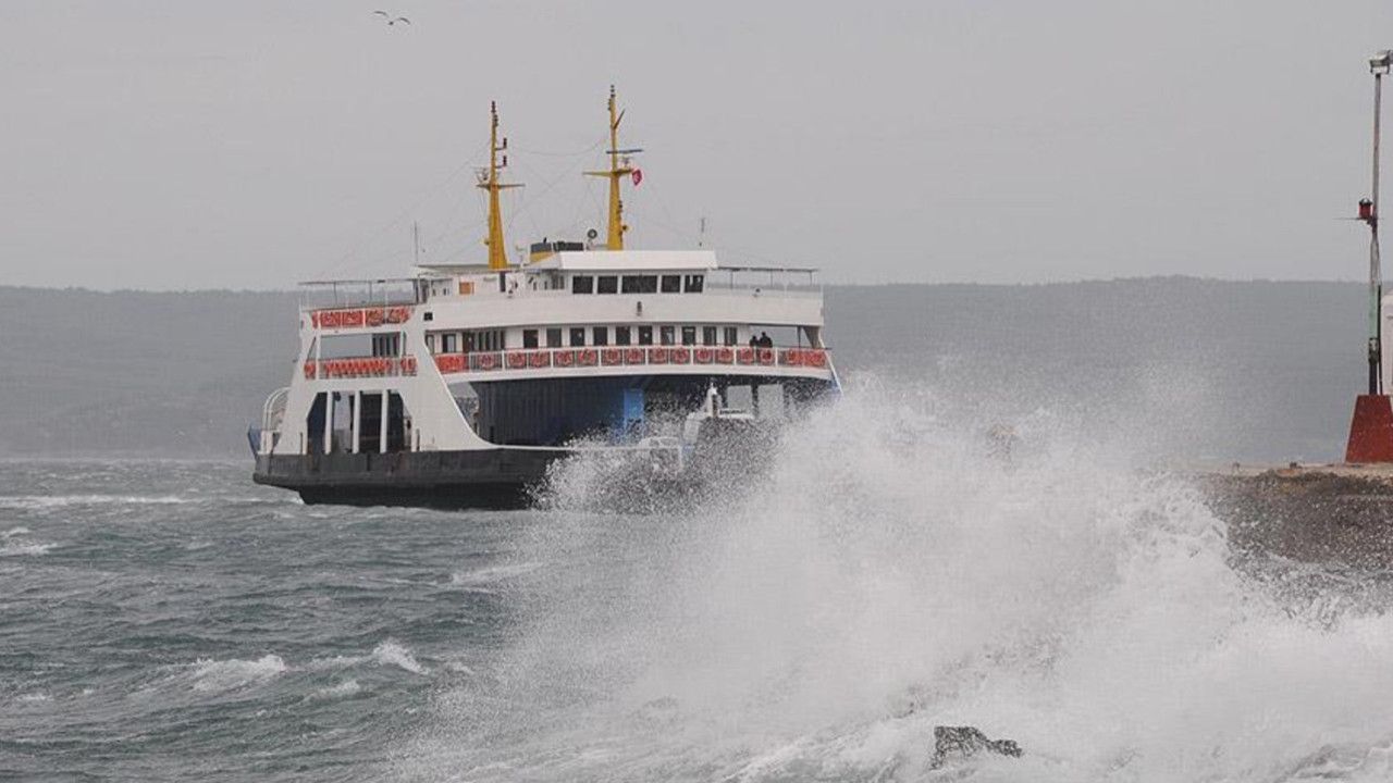 Vapur seferleri iptal oldu mu? Seferlere fırtına engeli