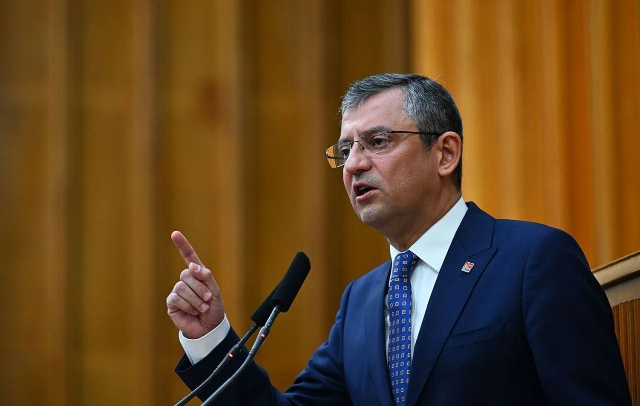 CHP lideri Özgür Özel ve İmamoğlu'ndan kayyum tepkisi! 'Milli irade hırsızlığıdır' - 2. Resim