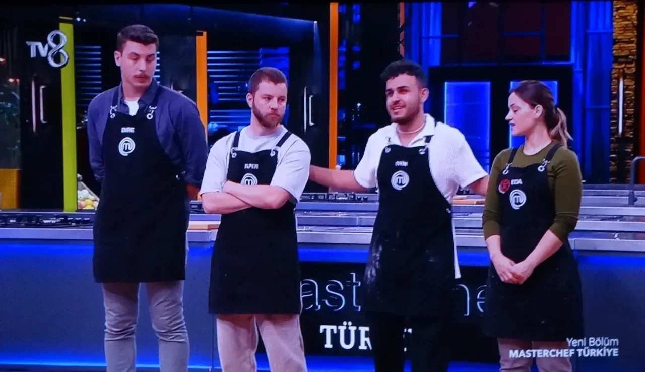 Masterchef 22 Kasım eleme potasına giden 3. isim merak konusu oldu