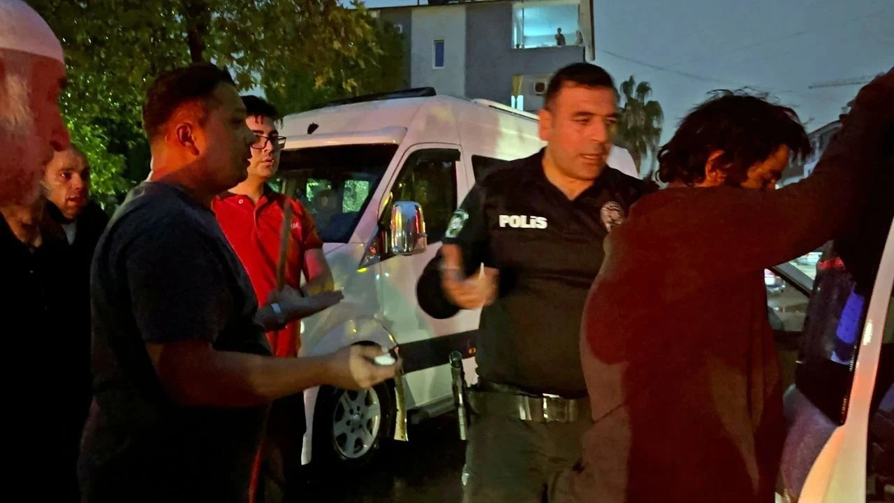 Müezzin ve cemaati camiye sokmayan şahıs hakkında karar verildi! - 3. Resim