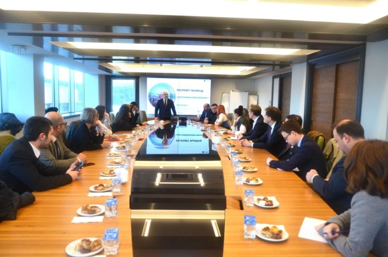 TOGG'un Avrupa yolculuğu için önemli adım: AB heyeti Gemlik tesislerini inceledi - 1. Resim