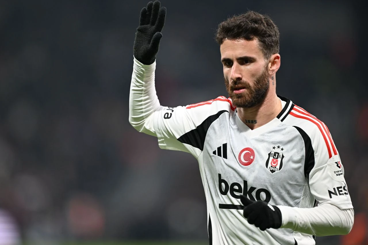 Beşiktaş 2 farklı öne geçtiği maçta Göztepe'ye 4-2 kaybetti!