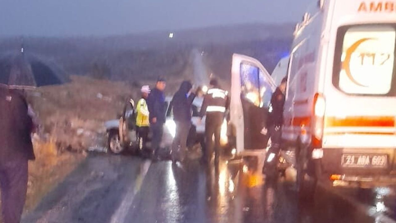 Diyarbakır’ın korkunç kaza! 3 ölü, 2 yaralı