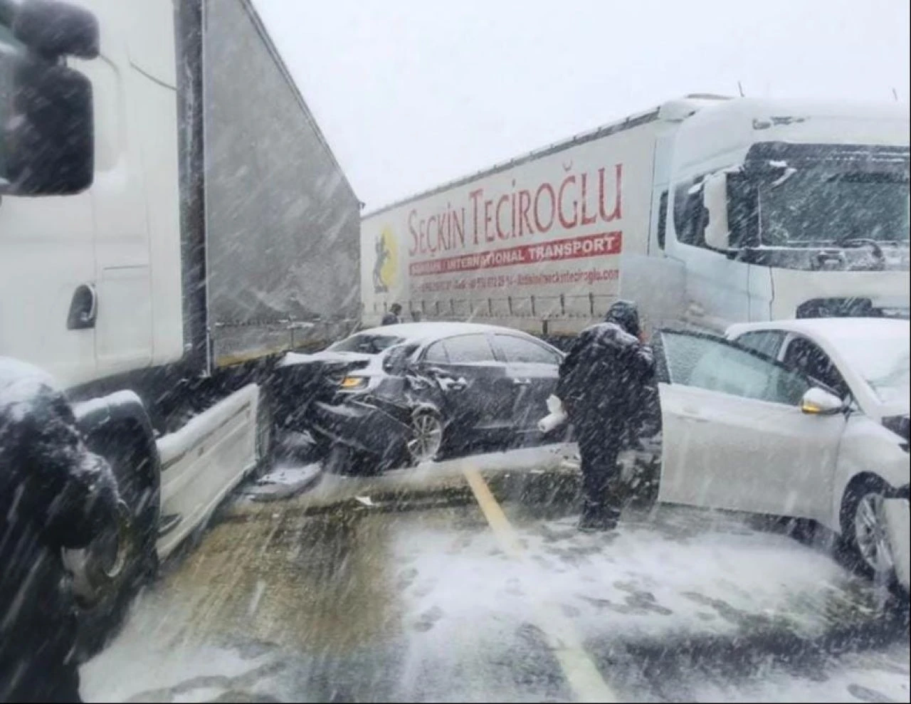 Türkiye kara teslim! AFAD ve MGM son durumu paylaştı:  3 bin 261 ihbar alındı! - 2. Resim