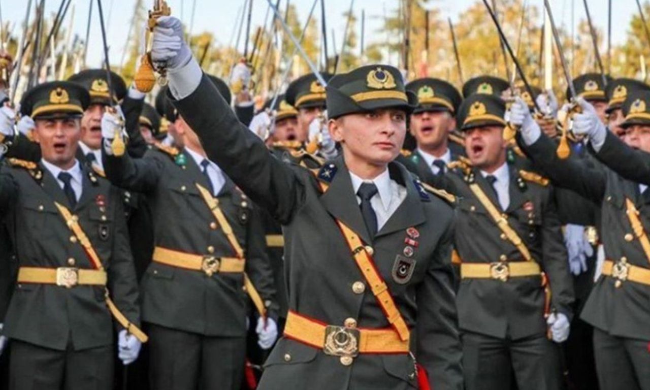 CHP lideri Özgür Özel'den kayyum tepkisi! 