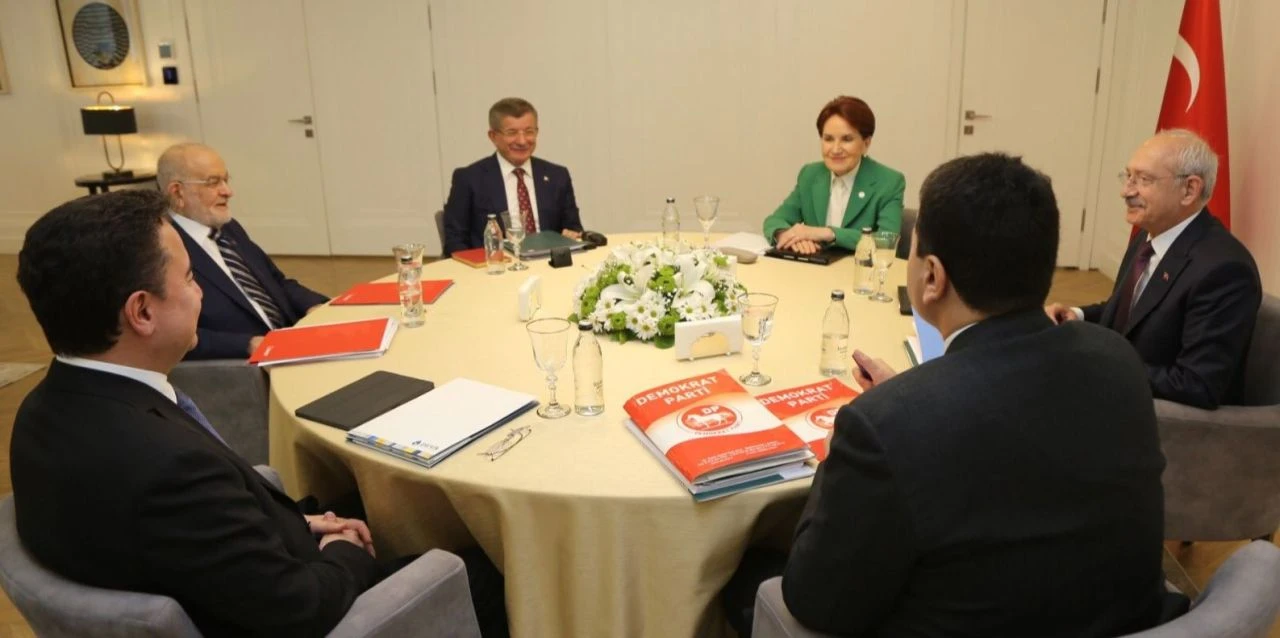 Eski İYİ Parti'li Mehmet Tolga Akalın'dan bomba Meral Akşener iddiası: Amacı 2023 seçimlerinde aday olmaktı - 6. Resim