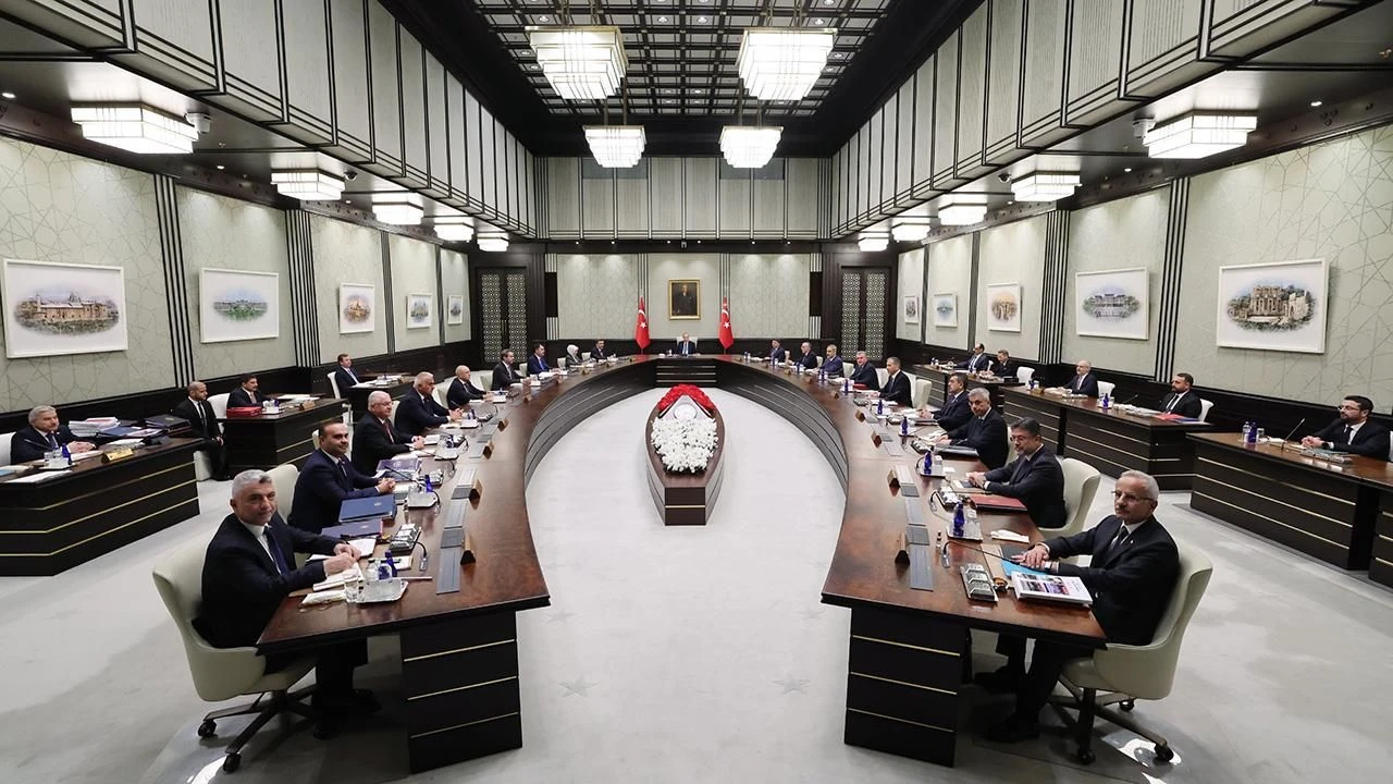 Kabine Cumhurbaşkanı Erdoğan başkanlığında toplandı: Ekonomiden diplomasiye gündem yoğun