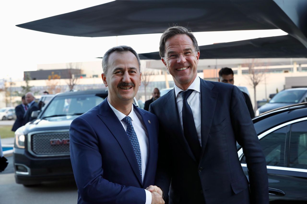 NATO Genel Sekreteri Rutte'tan TUSAŞ'a ziyaret! Hain saldırı sonrası taziye defterini imzaladı - 2. Resim