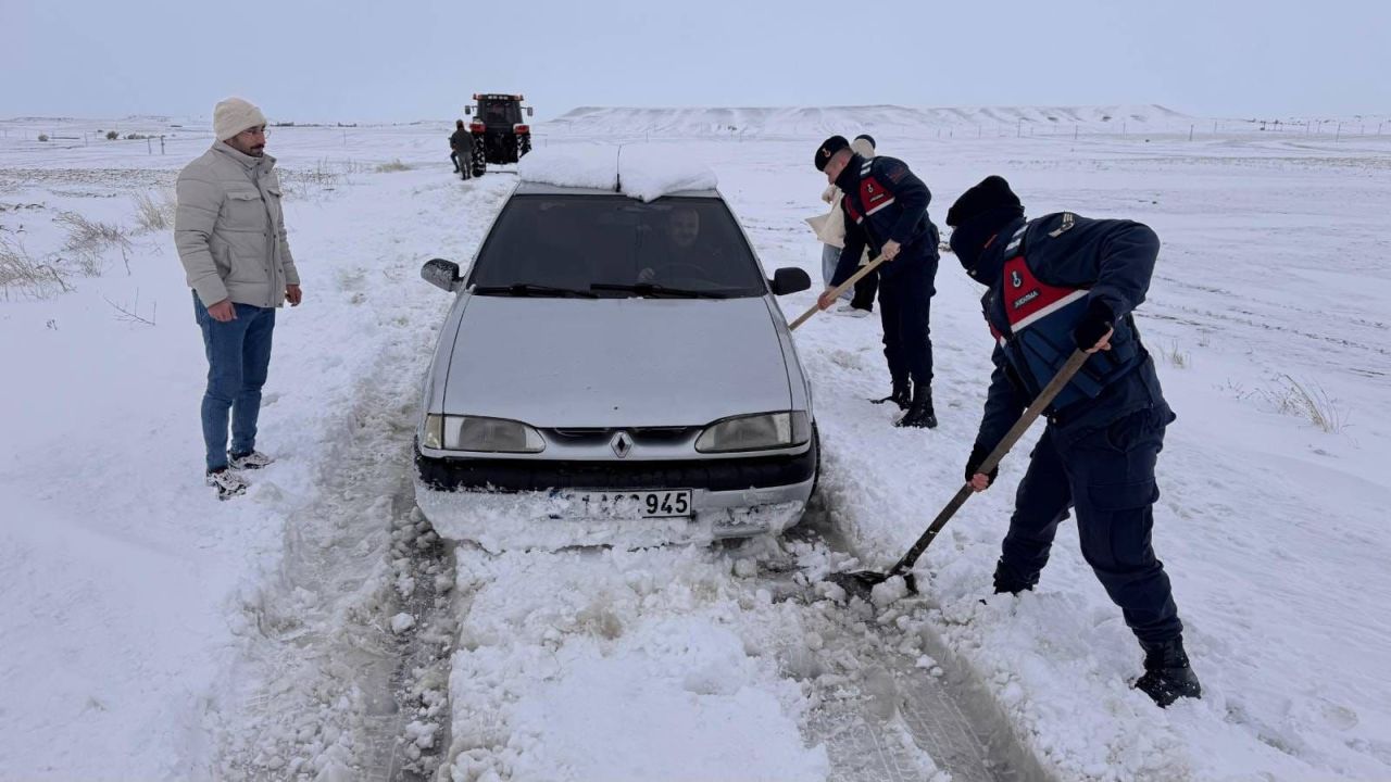 Sıcaklık daha da düşüyor! 11 ile turuncu 13 ile sarı kod verildi: 25 Kasım hava durumu raporu... - 2. Resim