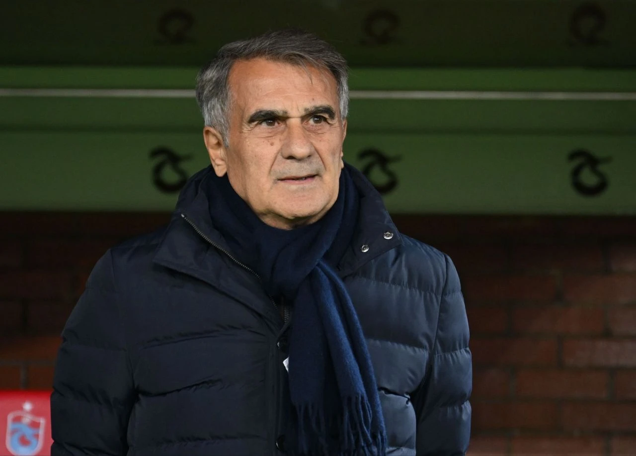 Trabzonspor - Adana Demirspor maçı canlı anlatım - 2. Resim