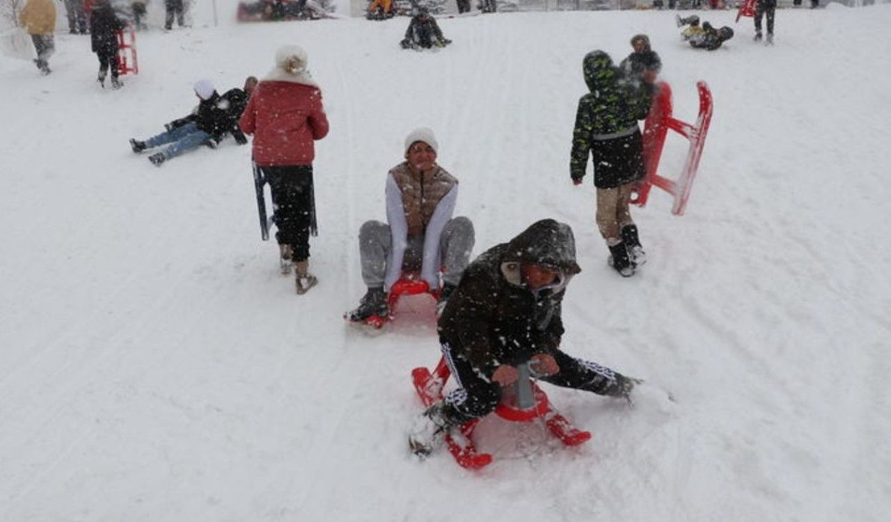 Yarın okullar tatil mi? İşte 26 Kasım kar tatili olan iller - 3. Resim