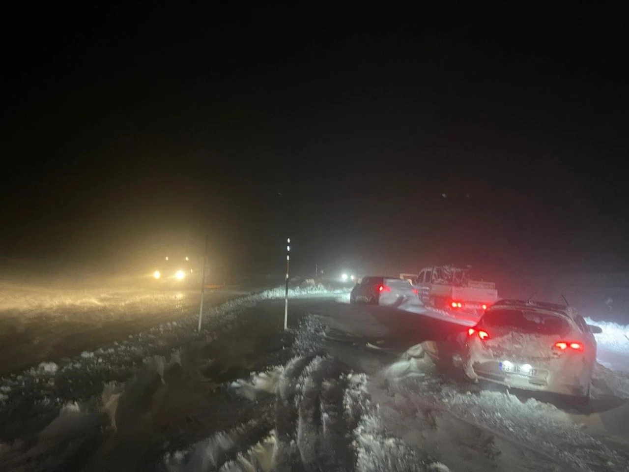Yola çıkacaklar dikkat: Elazığ Malatya ve Kayseri-Malatya karayolu ulaşıma kapandı! - 4. Resim