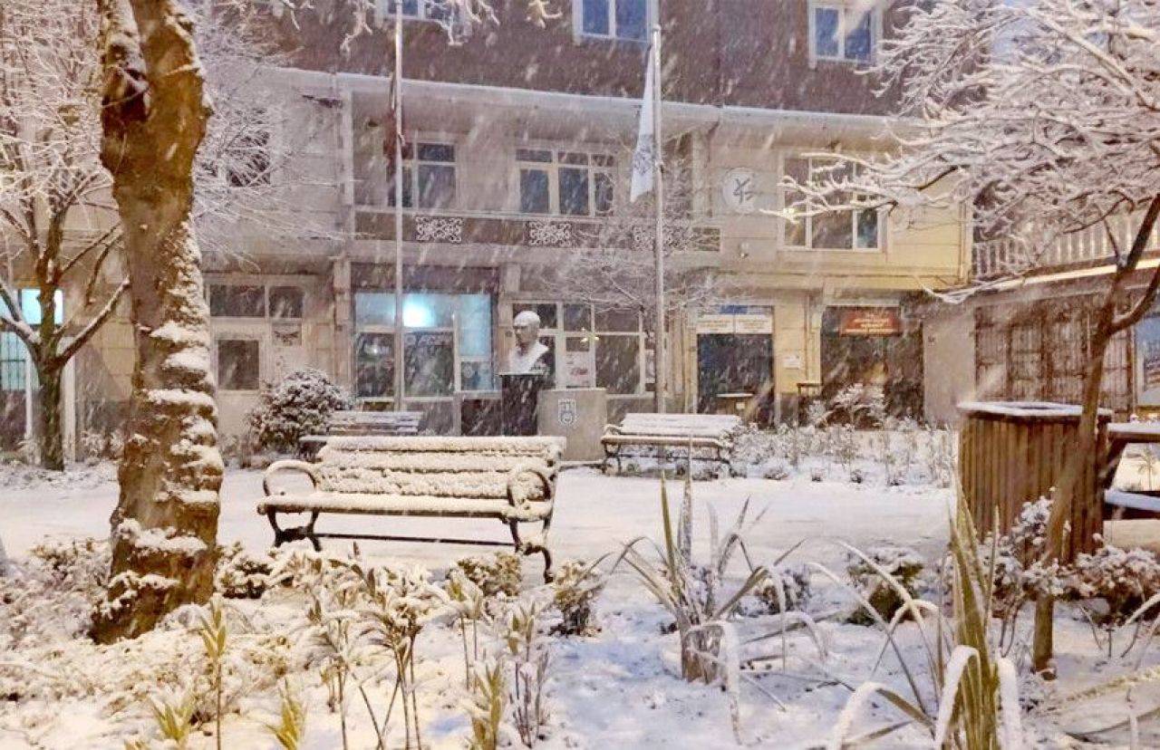 Kar yağışı etkisini artırıyor! Meteoroloji 11 il için yeni uyarı yayımladı| 26 Kasım hava durumu   - 2. Resim