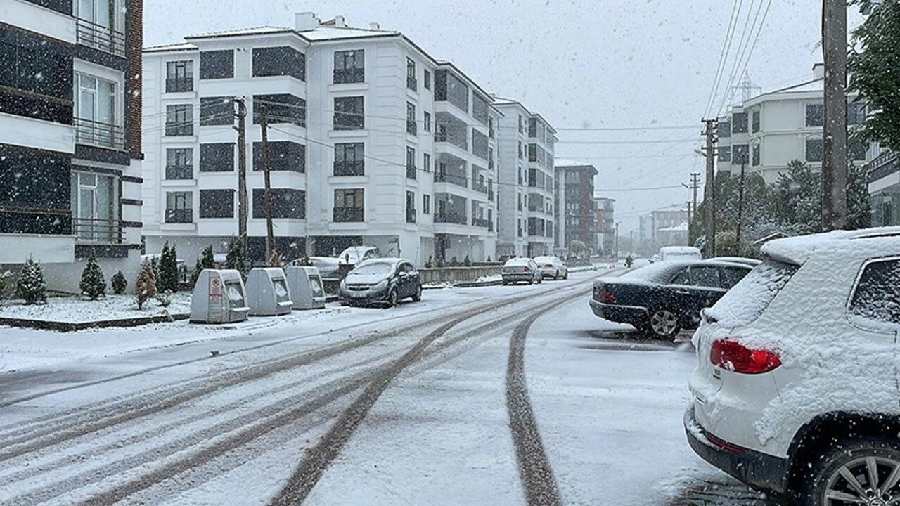 Kar yağışı etkisini artırıyor! Meteoroloji 11 il için yeni uyarı yayımladı| 26 Kasım hava durumu   - 4. Resim