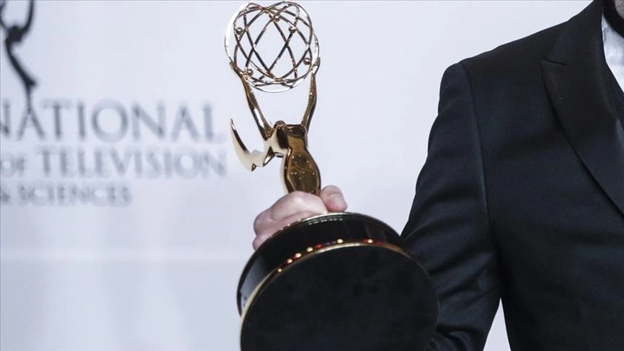 Uluslararası Emmy Ödüllerini kim kazandı? Haluk Bilginer yeniden aday gösterilmişti - 1. Resim