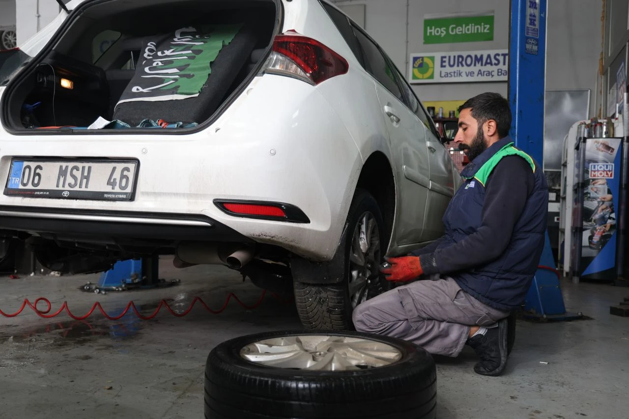 Araç sahiplerine kış uyarısı! Bin 250 liraya hayat kurtaran tedbir - 1. Resim