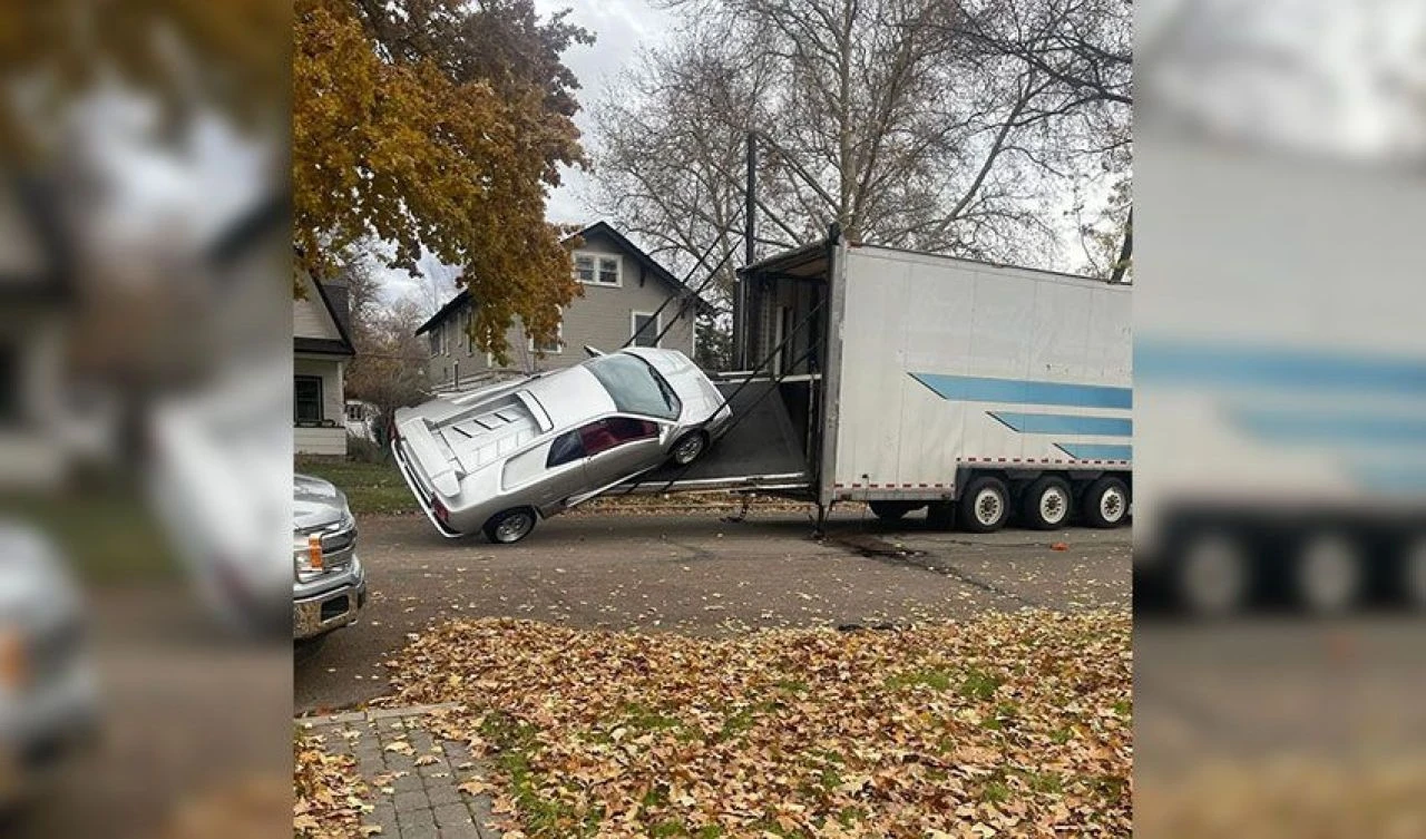 Kamyon şoförü hayatının şokunu yaşadı! Ufak bir arıza 10 milyon TL'lik zarara yol açtı