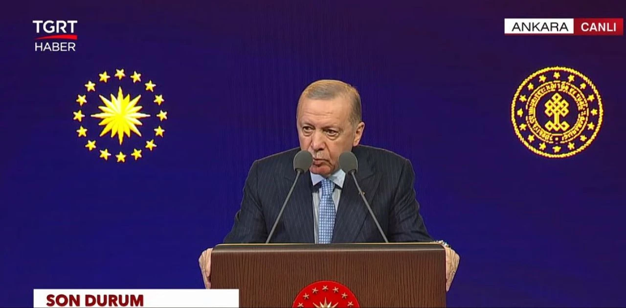 Son dakika | Cumhurbaşkanı Erdoğan 'batıcı zihniyete' yüklendi! 'En büyük zararı zihinlerde oldu' - 3. Resim