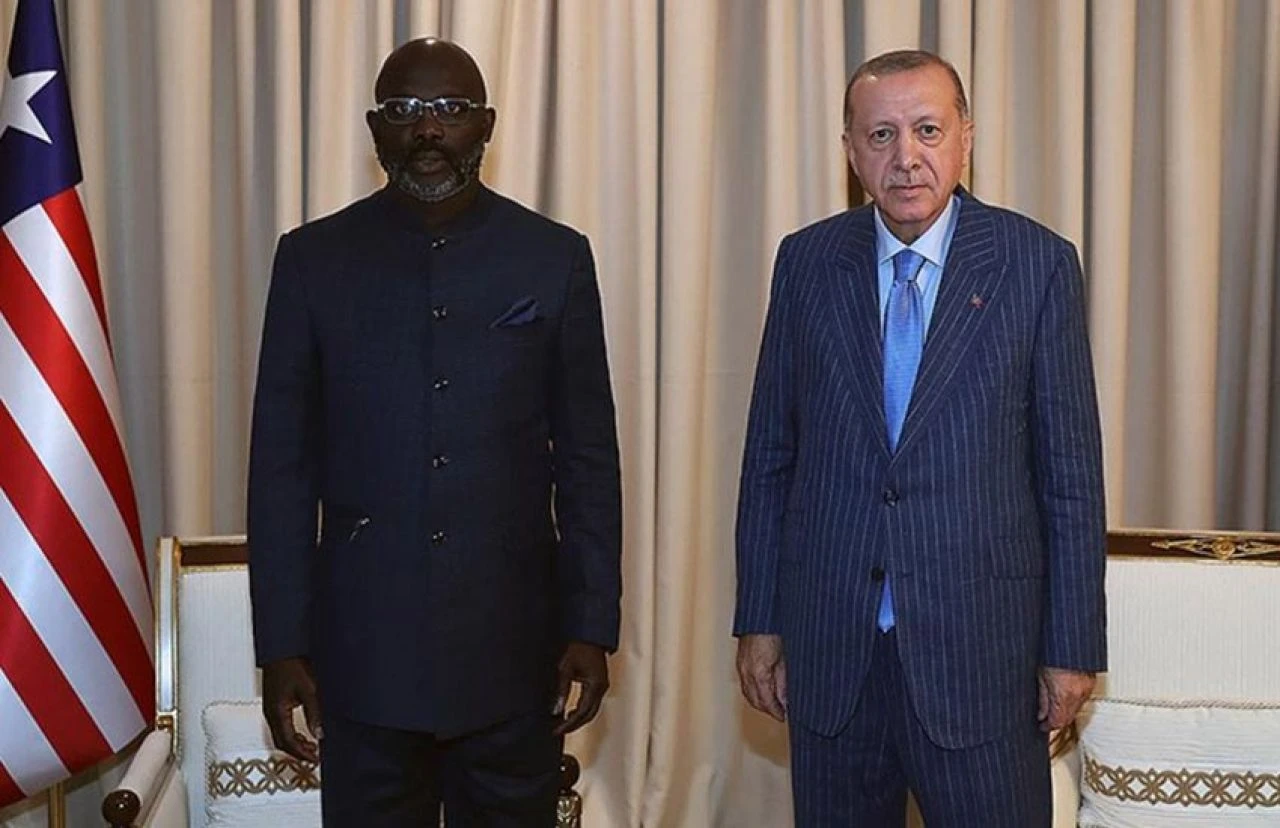 Emekli futbolcuların yaptığı meslekler şaşırttı! Galatasaraylı futbolcu papaz oldu - 6. Resim