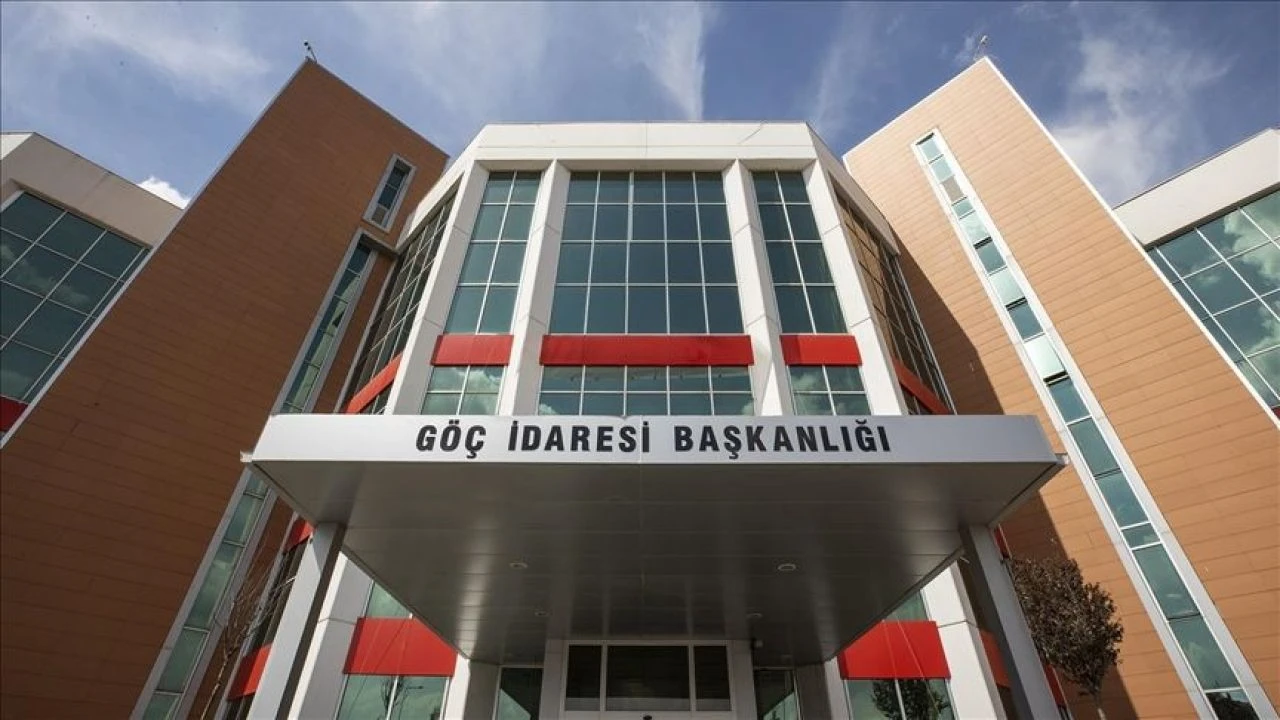 Göç İdaresi Başkanlığı 30 uzman yardımcısı alacak! Başvuru şartları belli oldu - 1. Resim