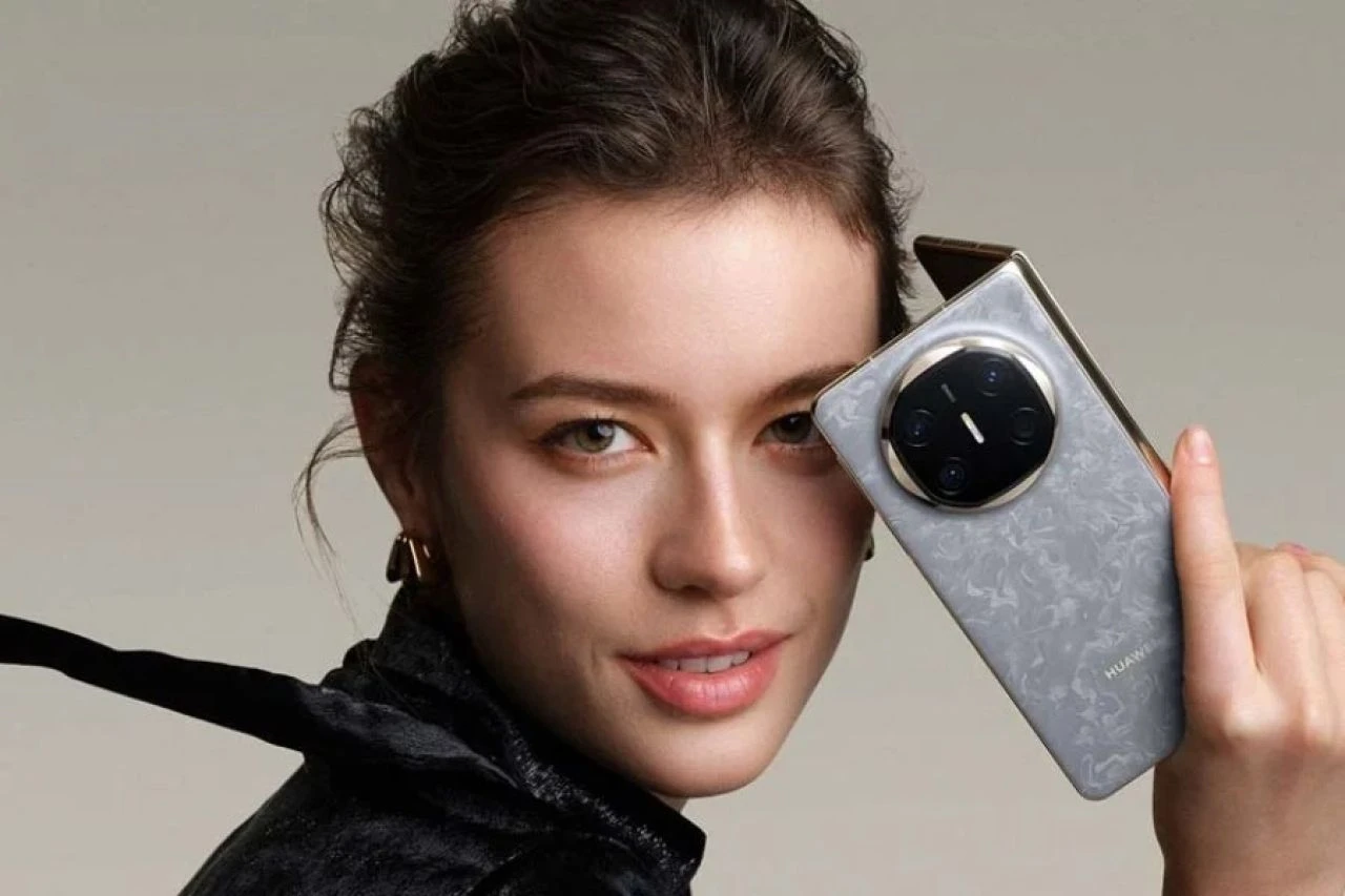 Huawei Mate X6, onarım fiyatları ile şoke etti: O paraya sıfır telefon alınır!