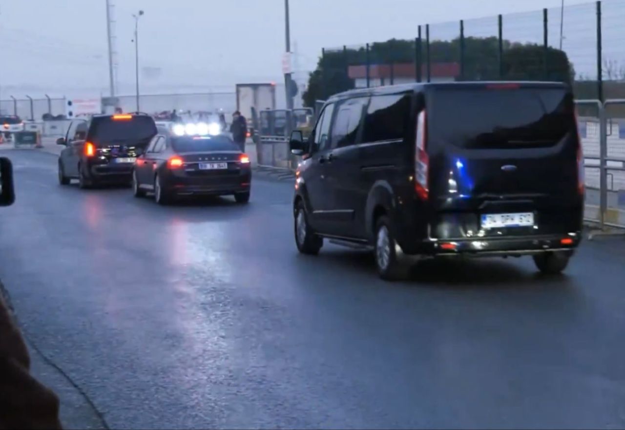 CHP lideri Özgür Özel Silivri'de! Terörken tutuklanan Ahmet Özer'e destek ziyareti - 2. Resim