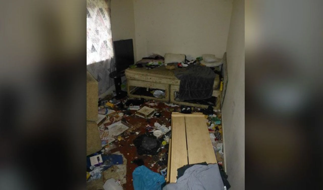 Hayatta kalmak için birbirlerini yediler! Korku evinin son hali dehşete düşürdü - 5. Resim