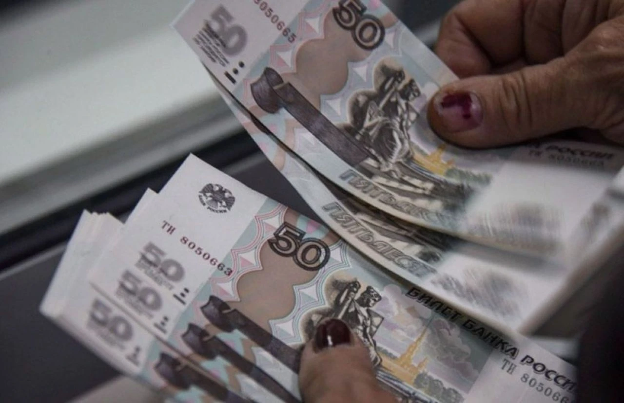 Rusya’da kur tarihi dipte, ekonomi kırmızı alarmda - 2. Resim
