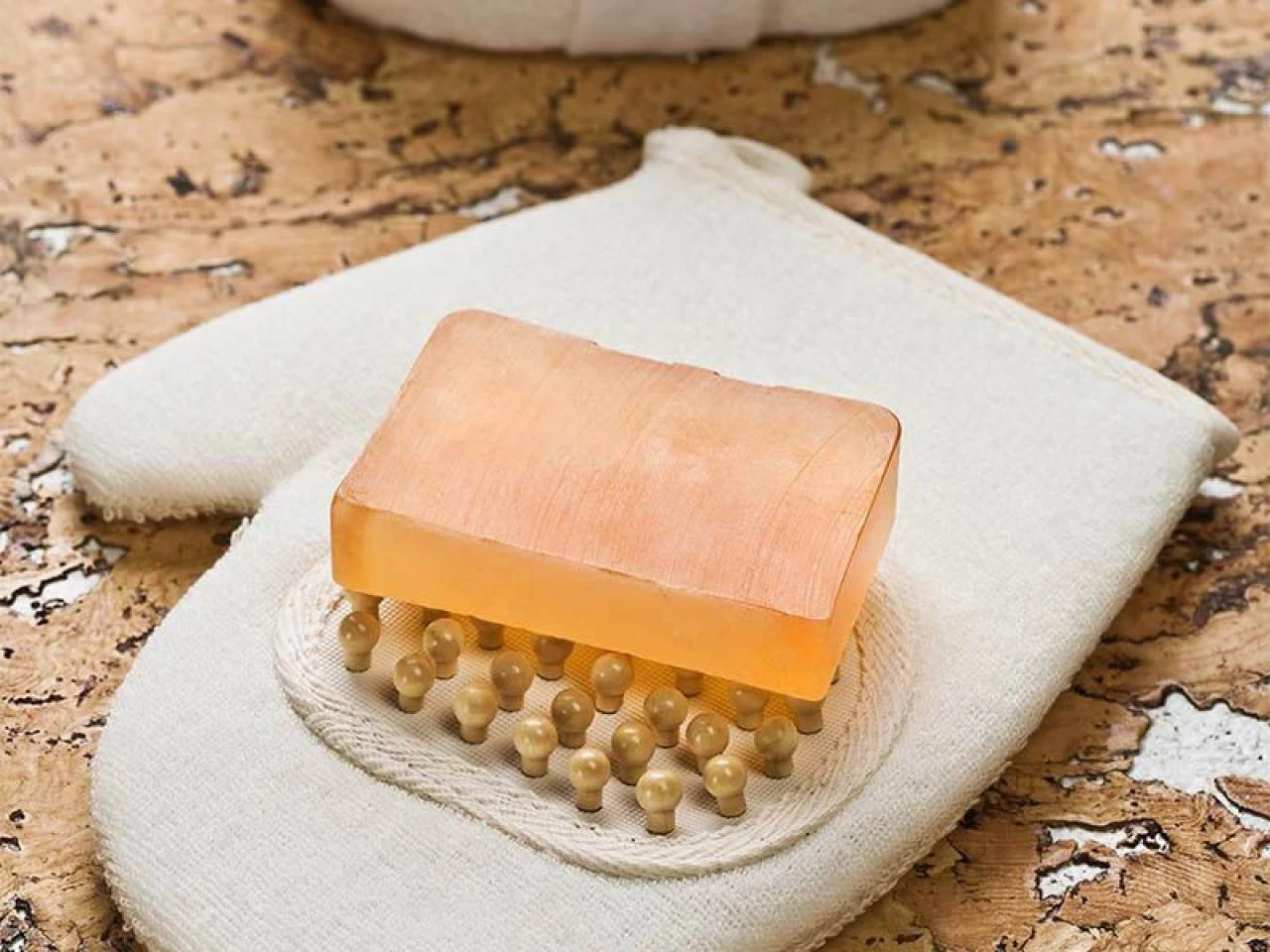 Selülite iyi gelen şeyler: Selülite iyi gelen besinler, yağlar, sabunlar ve bitki çayları neler?