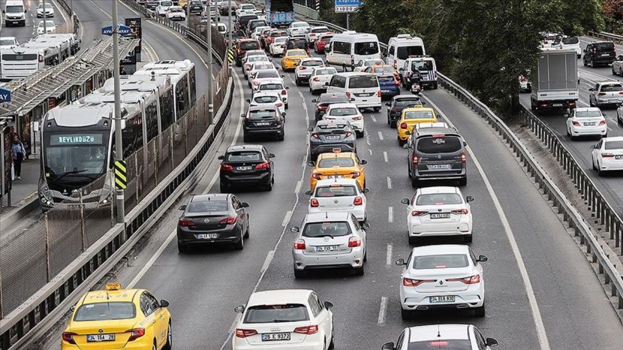 Araç alım-satımında yeni döneme sayılı günler! Önce noter sonra sigorta: Kurala uymayan trafiğe çıkamayacak - 3. Resim