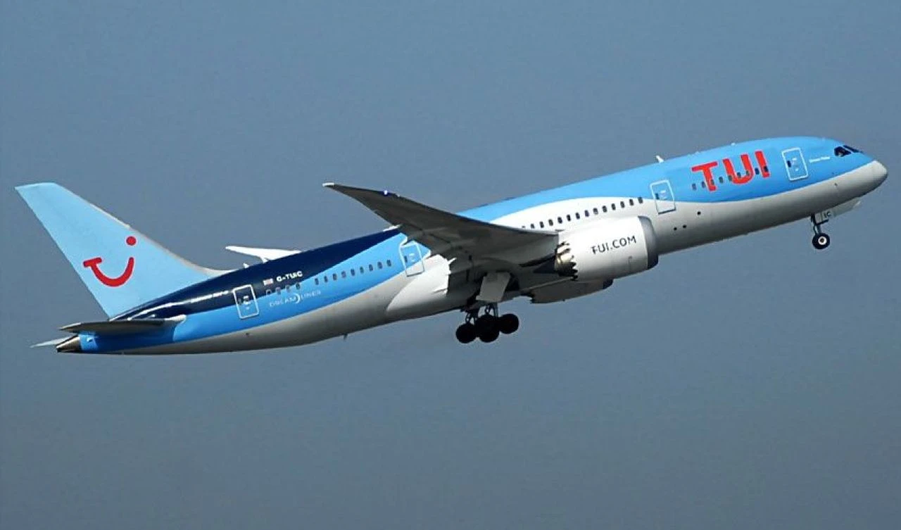 Pilot 43 dakika boyunca uyarı ışığını fark etmedi! 187 yolcu ölümcül felaketten kıl payı kurtuldu - 1. Resim