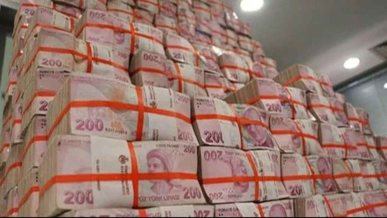 Mevduat faizi getiri şöleni! Bankalardan yeni yıl hediyesi: 100 bin 500 bin ve 1 milyon liranın faiz oranları patladı - 9. Resim