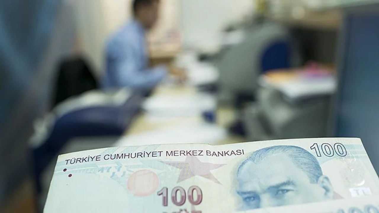 Mevduat faizi getiri şöleni! Bankalardan yeni yıl hediyesi: 100 bin 500 bin ve 1 milyon liranın faiz oranları patladı - 8. Resim