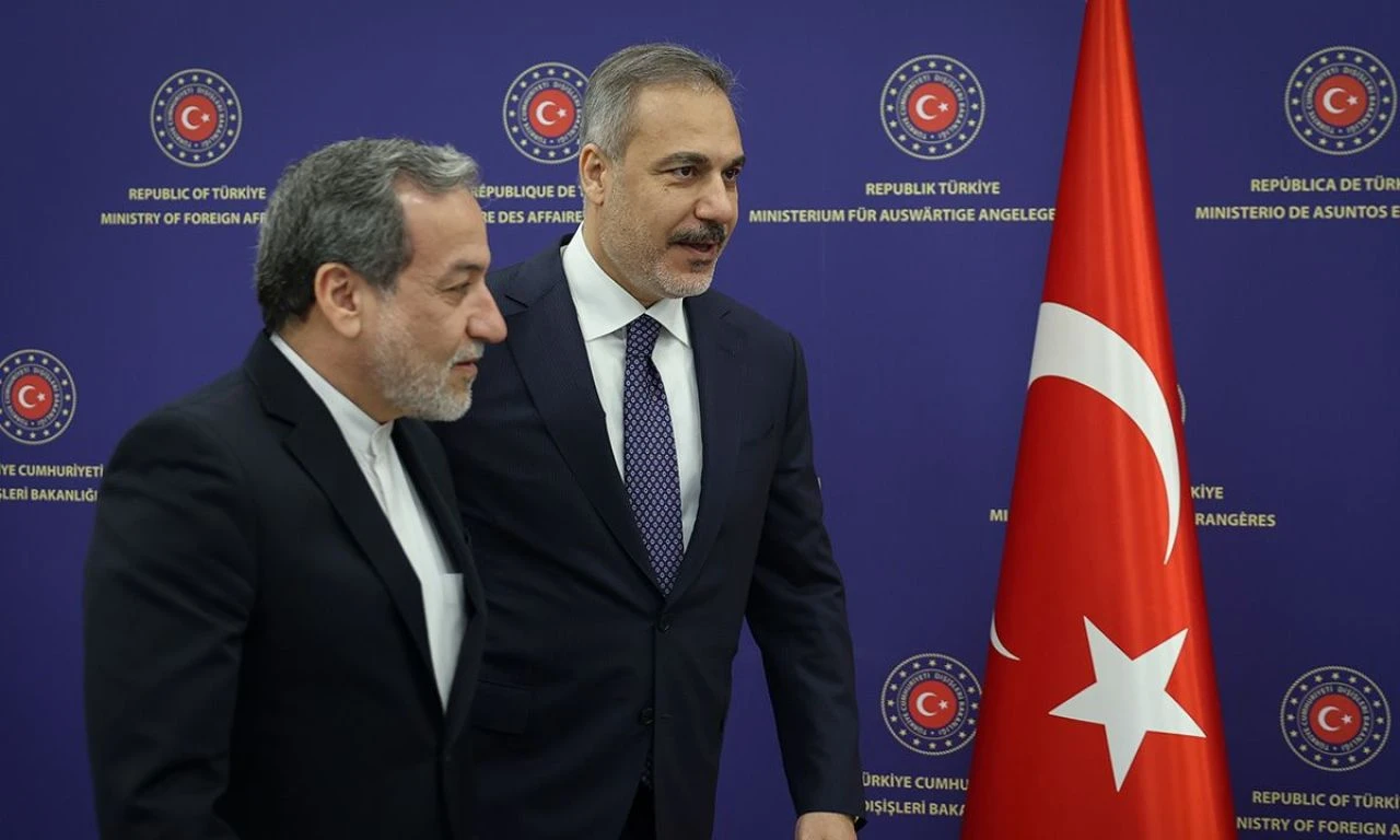 Son dakika | Türkiye ve İran'dan Suriye'deki olaylarla ilgili ortak açıklama! Bakan Fidan'dan net mesaj