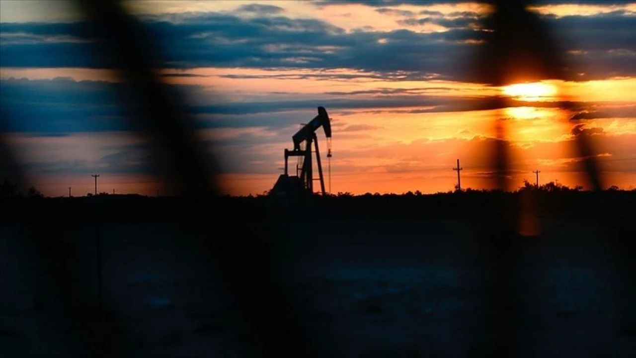 Brent petrol Brent petrolün varil fiyatı ne kadar? OPEC toplantısı fiyatların yukarı yönlü hareketini destekliyor - 1. Resim