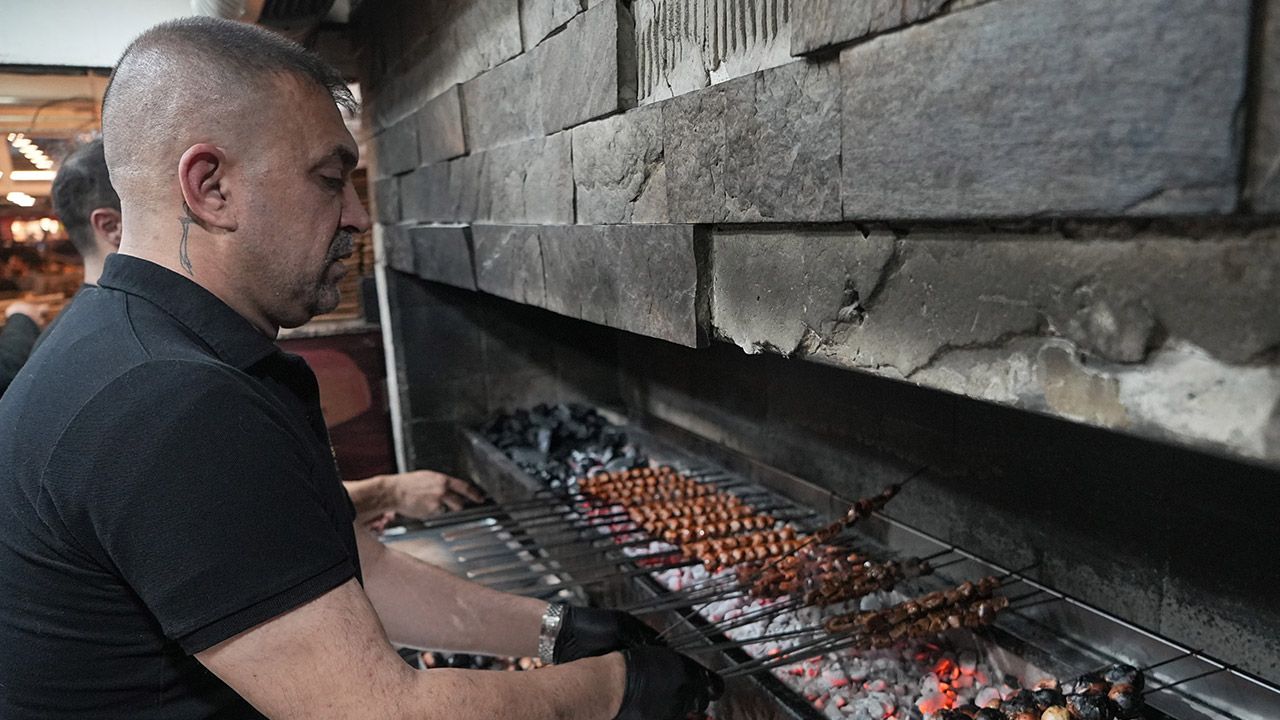 Kuzu ciğeri karaborsaya düştü! Yüzde 80 zam ile pirzolayı geçti