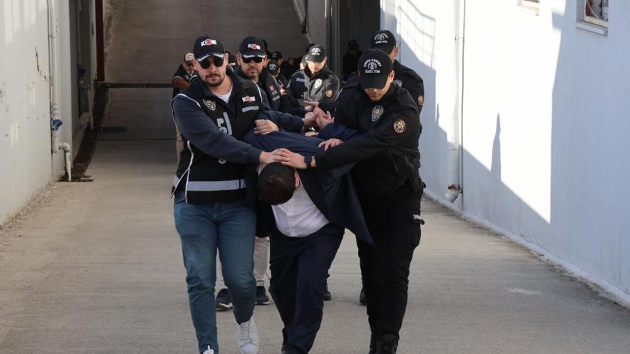 Polis memuru emniyete ait mühimmatları tek tek sattı! Altından FETÖ bağlantısı çıktı