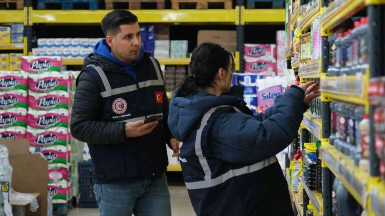 Ticaret Bakanlığı asgari ücret zammı öncesi harekete geçti! Fırsatçılara göz açtırılmayacak