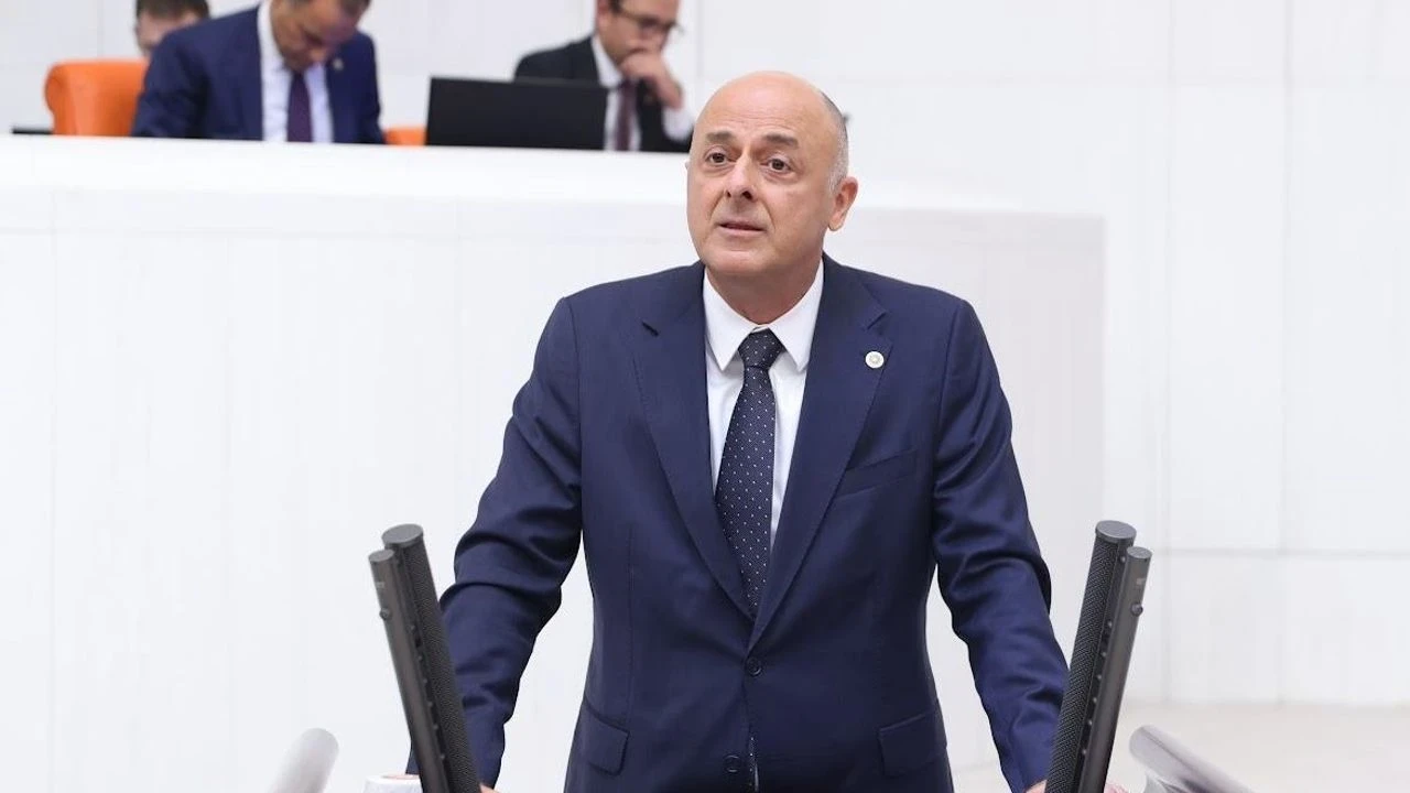 Ümit Özlale kimdir? İYİ Parti’den istifa etmişti CHP’ye geçti - 2. Resim
