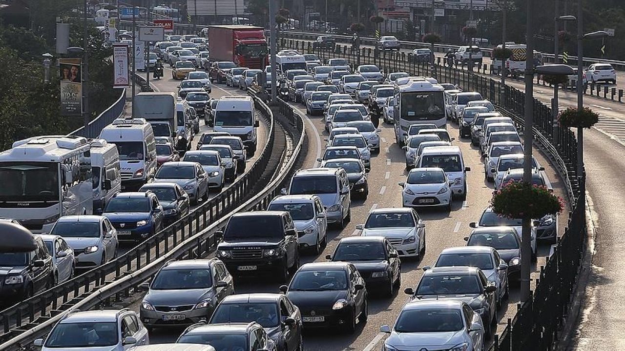 Araç satışında yeni dönem! Yarından itibaren geçerli olacak: Kurala uymayan trafiğe çıkamayacak - 2. Resim