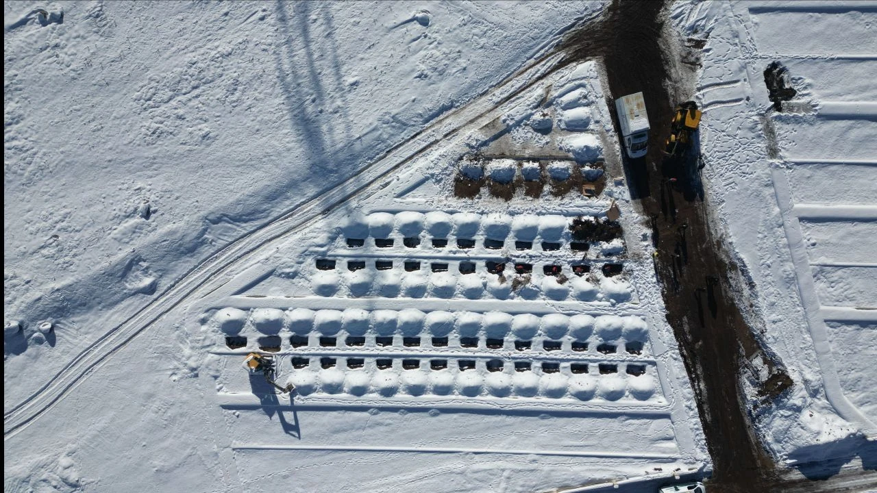 Erzurum'da 500 mezar yeri kazıldı! 'Başka zaman açmamız mümkün değil'