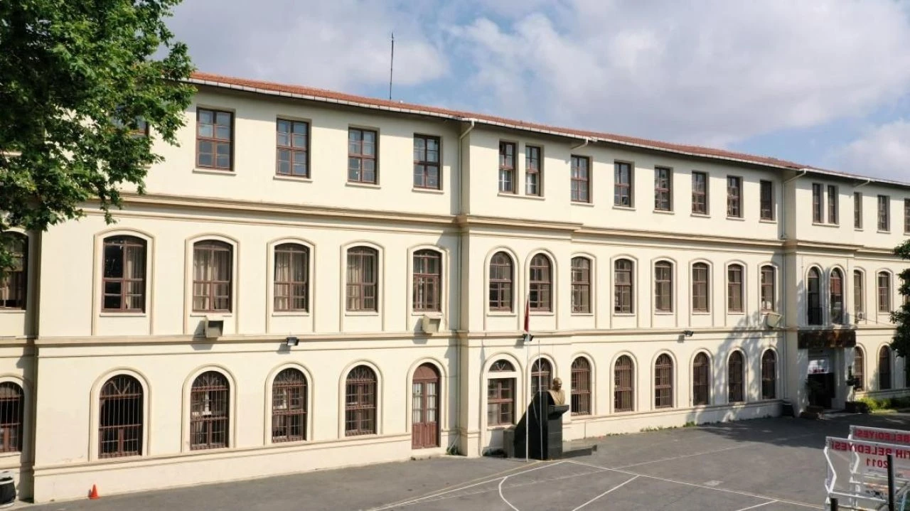 Türkiye'nin en iyi liseleri belli oldu: Zirvedeki okul şaşırttı - 4. Resim