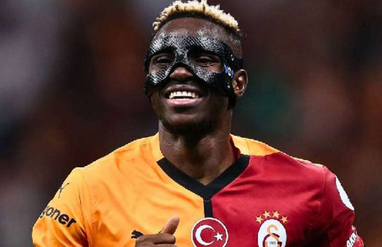 Victor Osimhen ile temasa geçtiler! İtalyan gazeteci transfer detayını verdi: Suudi Arabistan'dan dev talip - 2. Resim