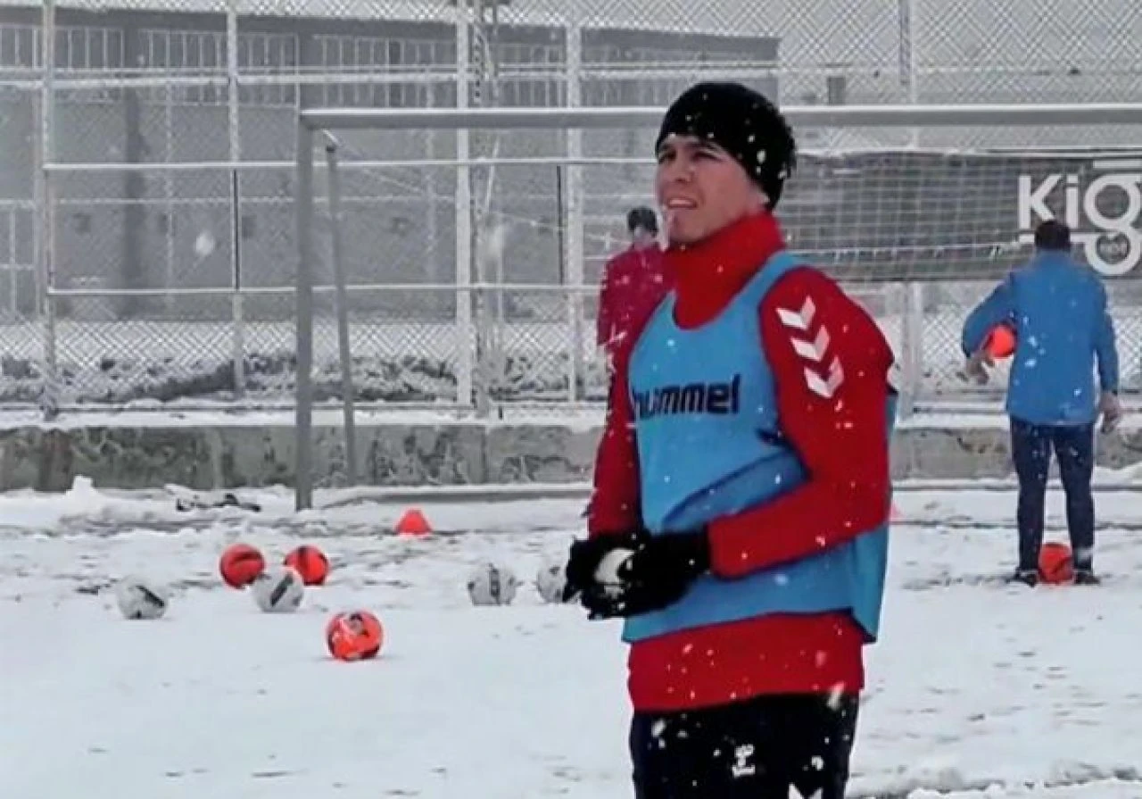 Galatasaray'a Sivasspor'dan gözdağı videosu! Zorlu deplasman öncesi ürküten görüntü