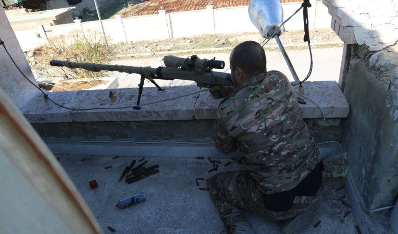 Son dakika | Beşar Esad bir şehri daha kaybediyor! Suriye'de muhalif örgütler Hama'nın kapısına dayandı, tek çıkış yolu kaldı - 4. Resim