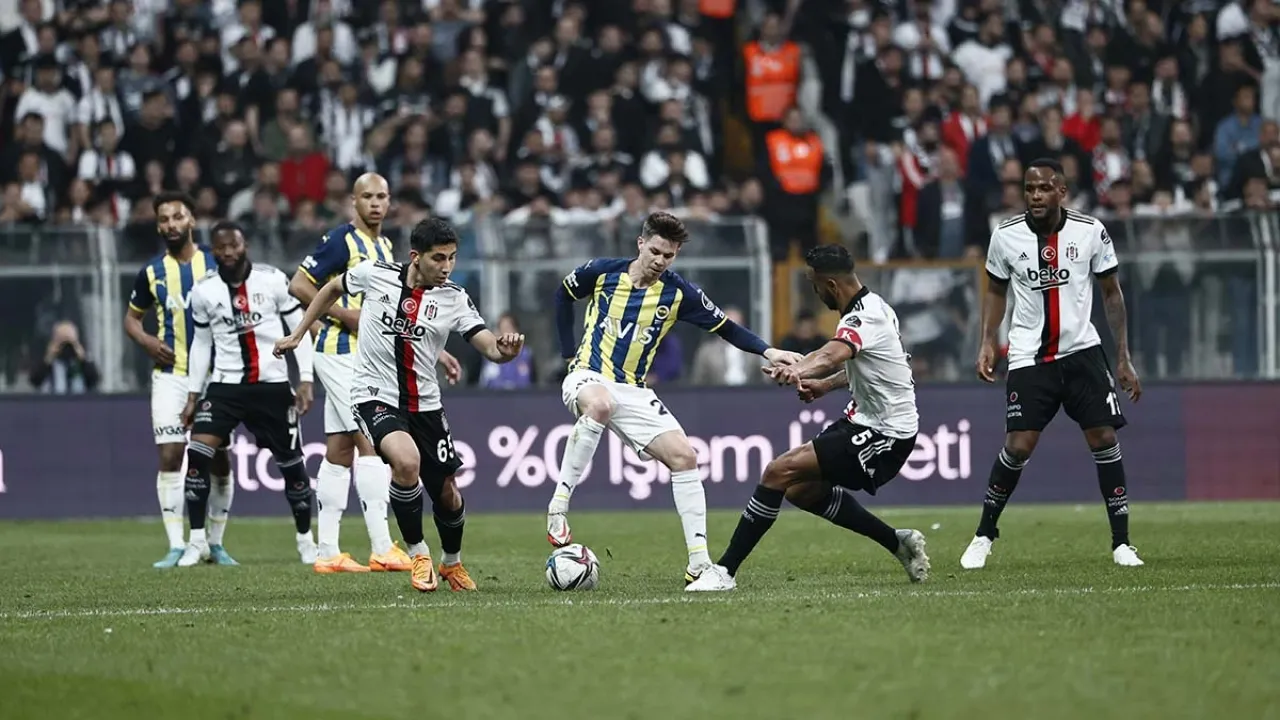 Beşiktaş Fenerbahçe maçı saati ve ilk 11’leri merak ediliyor - 1. Resim