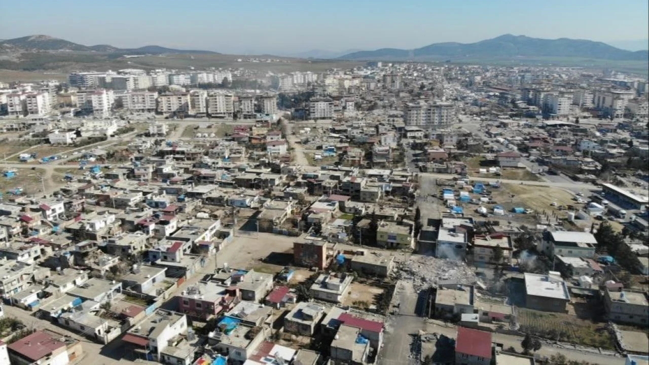 Depremde 26 kişi hayatını kaybetmişti! Nurdağı eski belediye başkanı Ökkeş Kavak'a 16 yıl hapis cezası - 1. Resim