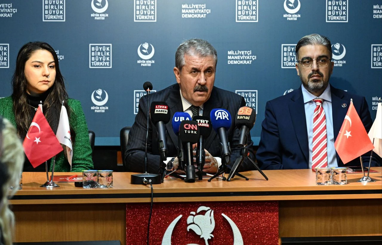 Mustafa Destici'den MÜSİAD Başkanı'nın asgari ücret önerisine sert tepki: Vicdansız, ahlaksız! - 2. Resim