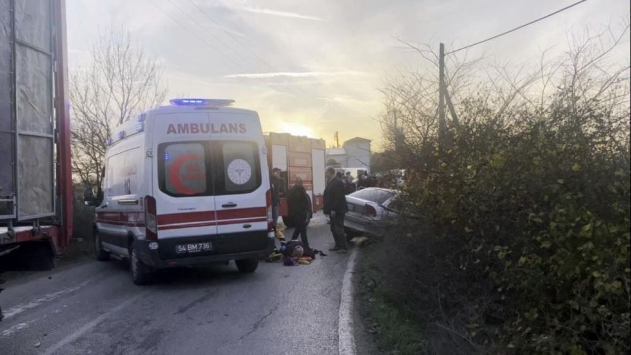 Sakarya'da feci kaza: Anne ve oğuldan acı haber! - 2. Resim