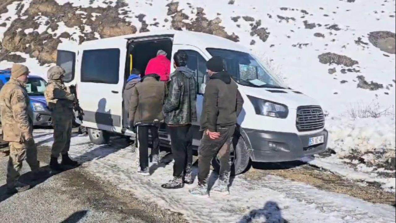 Kaçak göçmenleri TikTok ele verdi: Çok sayıda gözaltı var! - 2. Resim